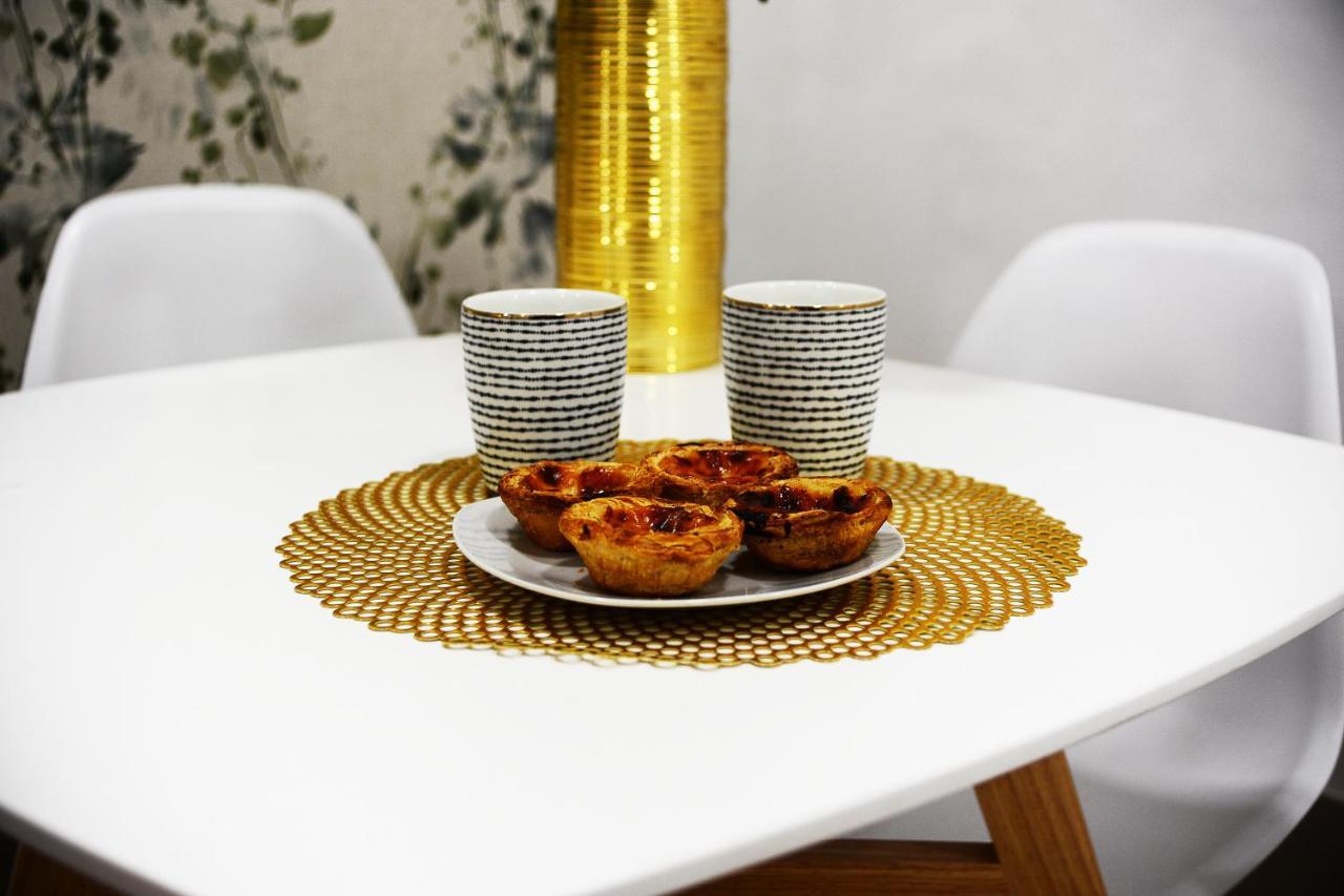 Traditional Apartment With A Terrace, Ac And Fast Internet Lisboa Extérieur photo
